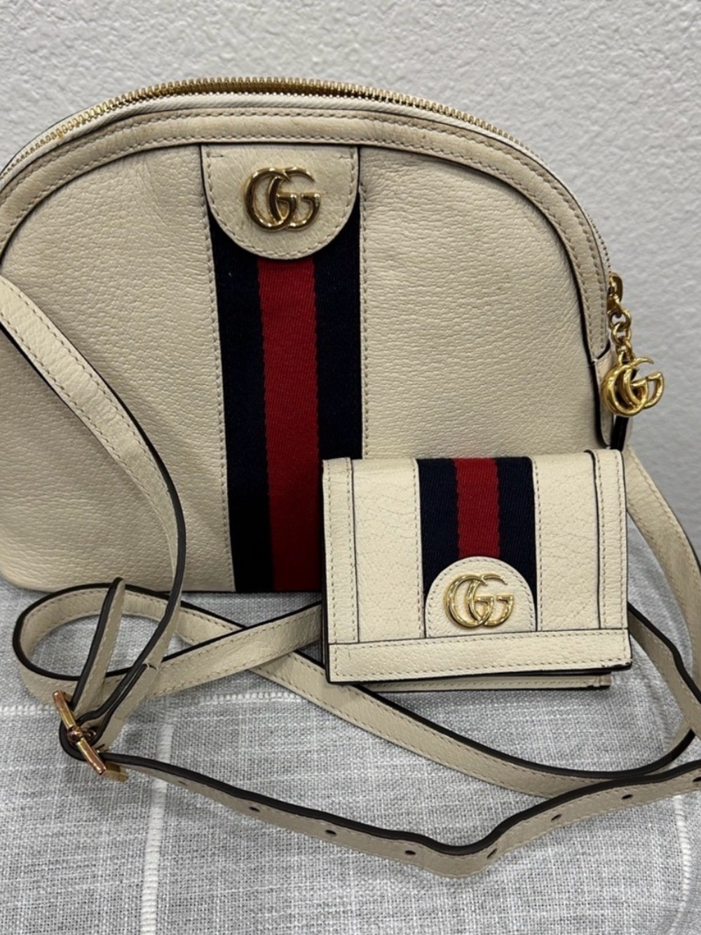 Gucci White/Ivory Leather Ophidia Bag with with matching Wallet